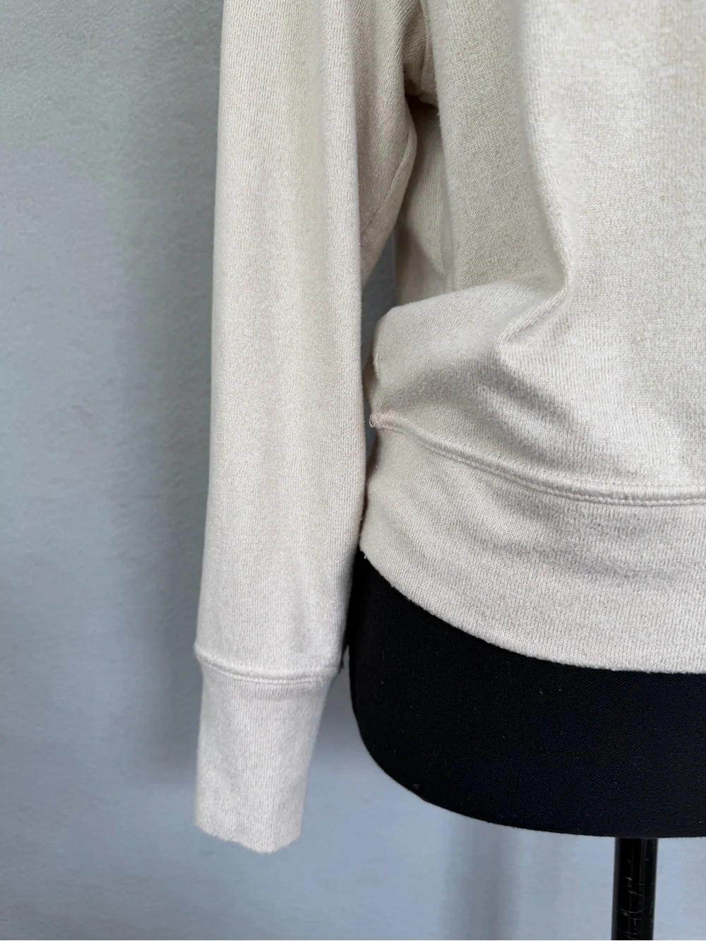 UGG Sweatshirt Pullover XS Women’s Soft Loungewear Beige Long Sleeve